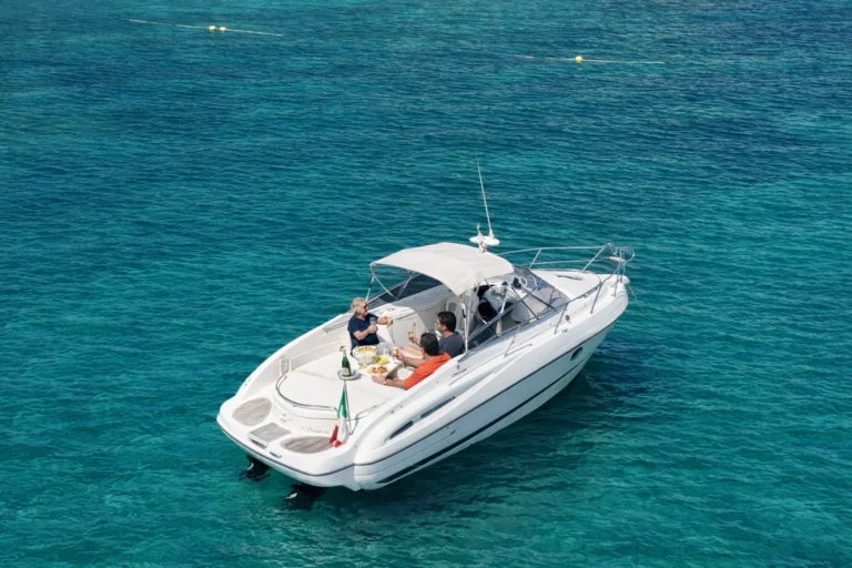 Tour-Arcipelago-La-Maddalena-02-Blue-Yacht-Experience